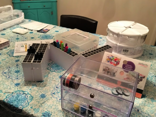 Plan the ultimate Girl's Craft Night with these 3 projects and craft storage organizers from Deflecto!