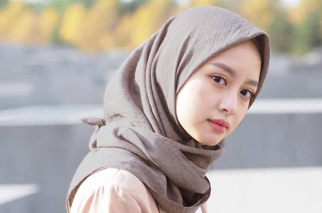 Model hijab untuk wajah bulat