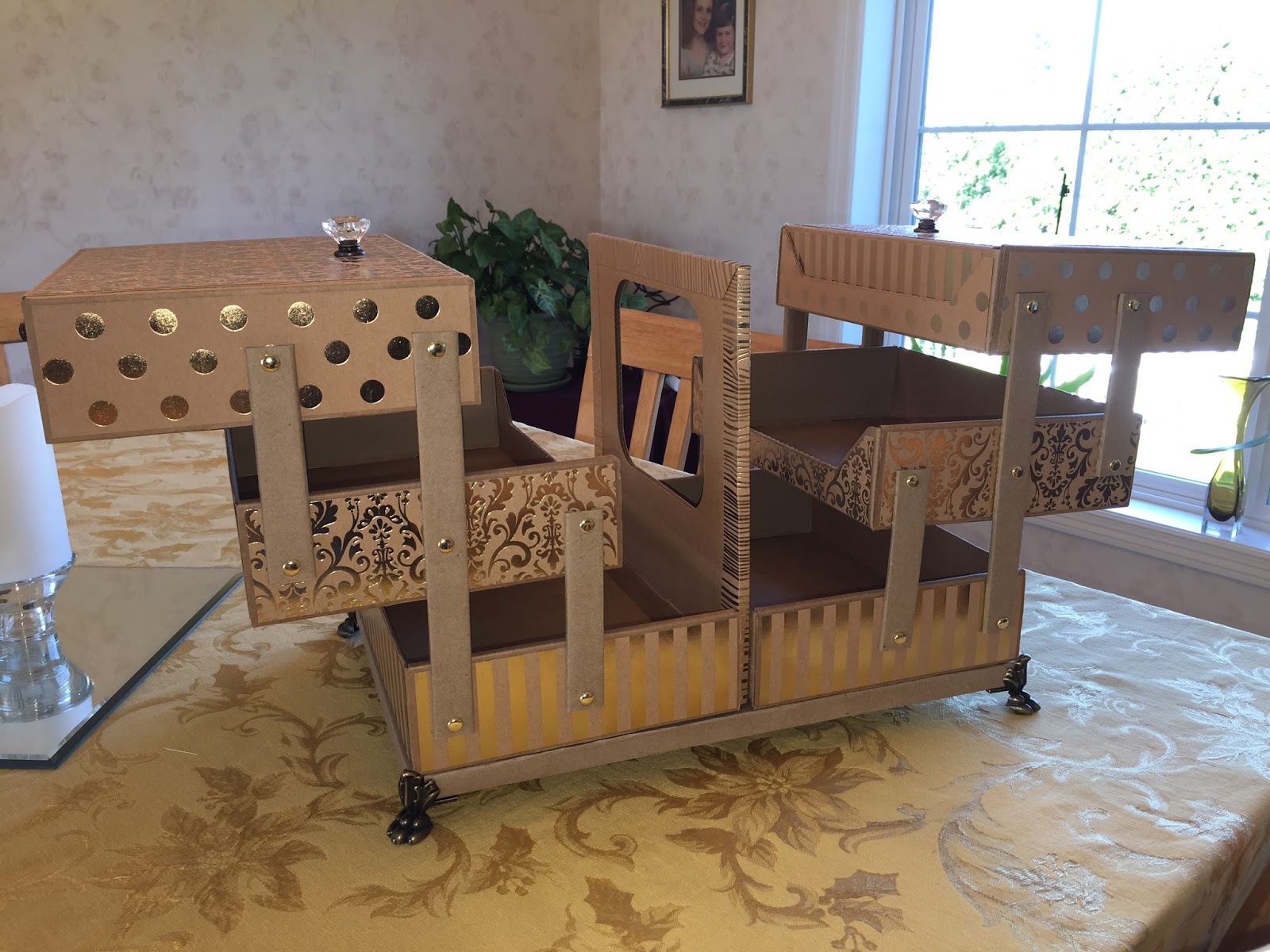 A Creative Operation Cantilever Sewing Box, Part 2