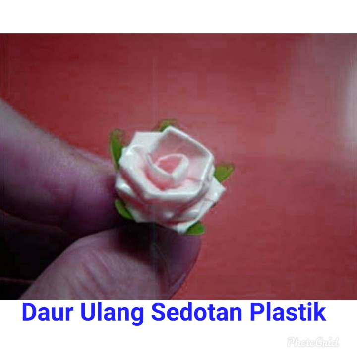 Cara Membuat Bunga Mawar Dari Sedotan Kecil Yang Mudah Dan Simpel Beserta Gambarnya