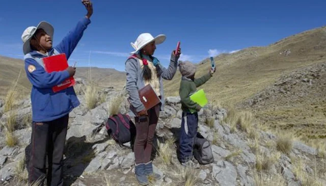 Clases virtuales en los Andes de Perú, ante la pandemia