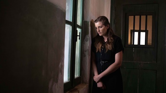 Άγριες Μέλισσες: Ο δικηγόρος της Ελένης παραιτείται - Η δίκη παίρνει μια απρόσμενη τροπή