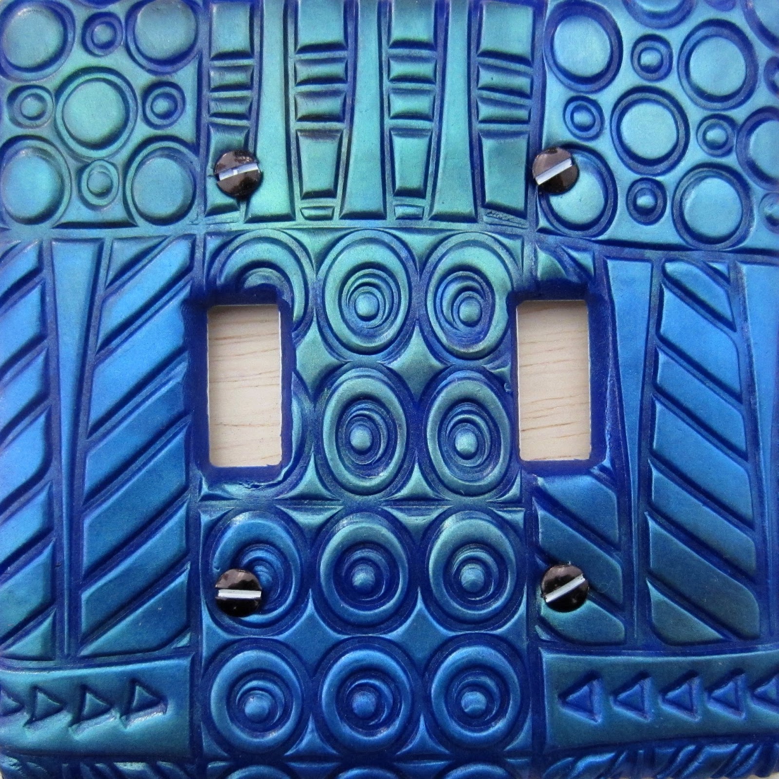 Geometals/Metro Decor Free Form Ceramic Switch Plates"