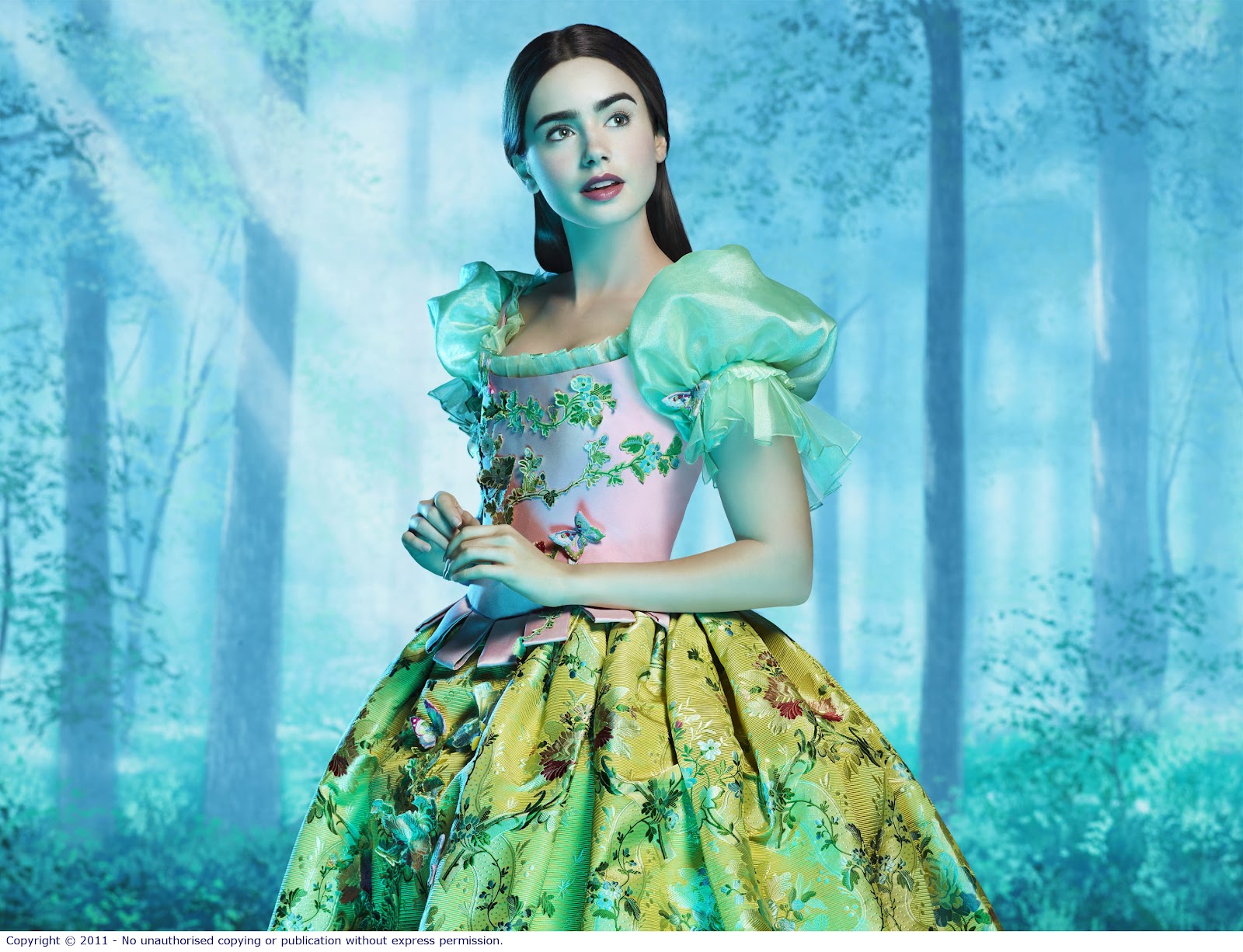 At Darren's World of Entertainment Mirror Mirror Movie Review