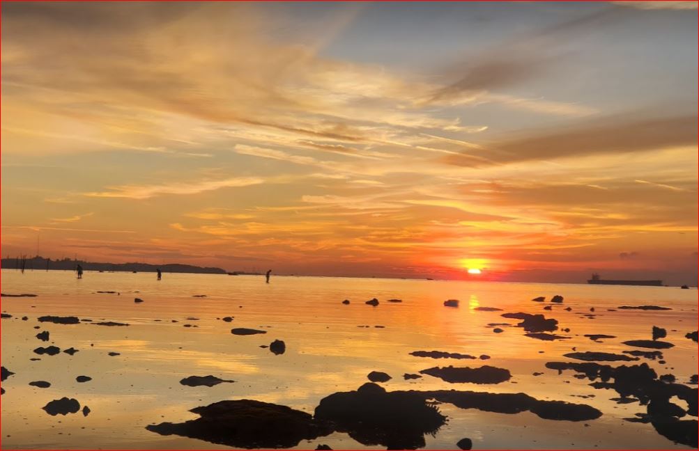 Pantai Nongsa Batam & Harga Tiket Masuk 2020