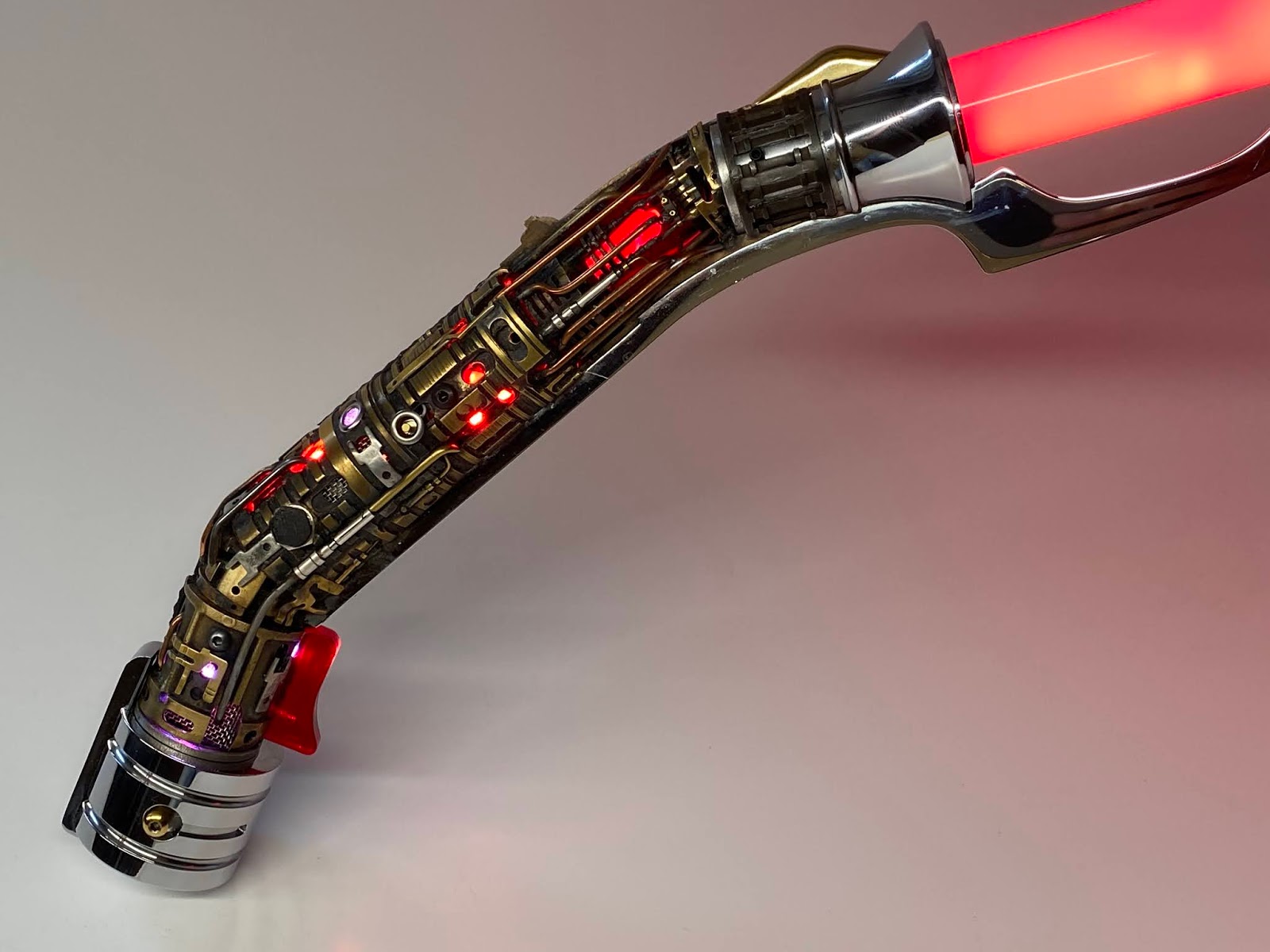 RO-LIGHTSABERS: Darth Tyranus Lightsaber