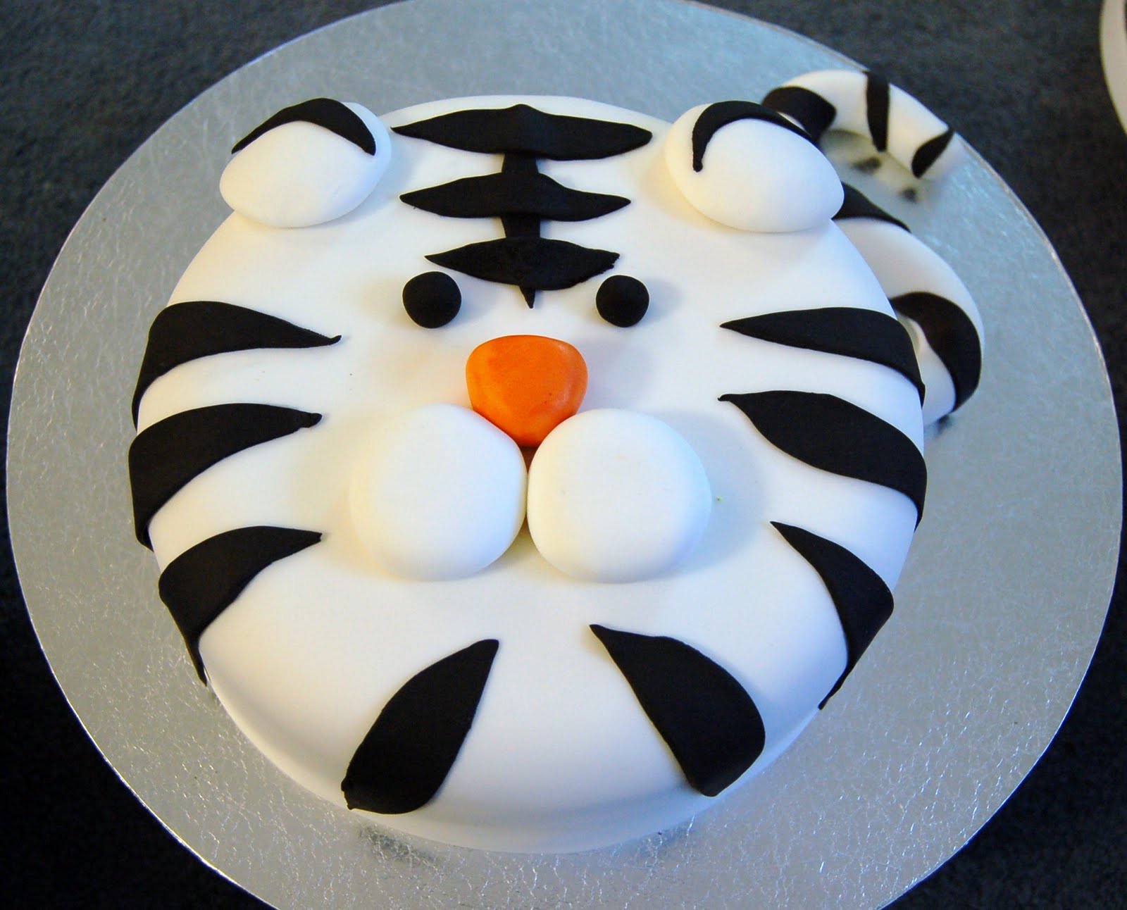 Preparing Tiger Cake