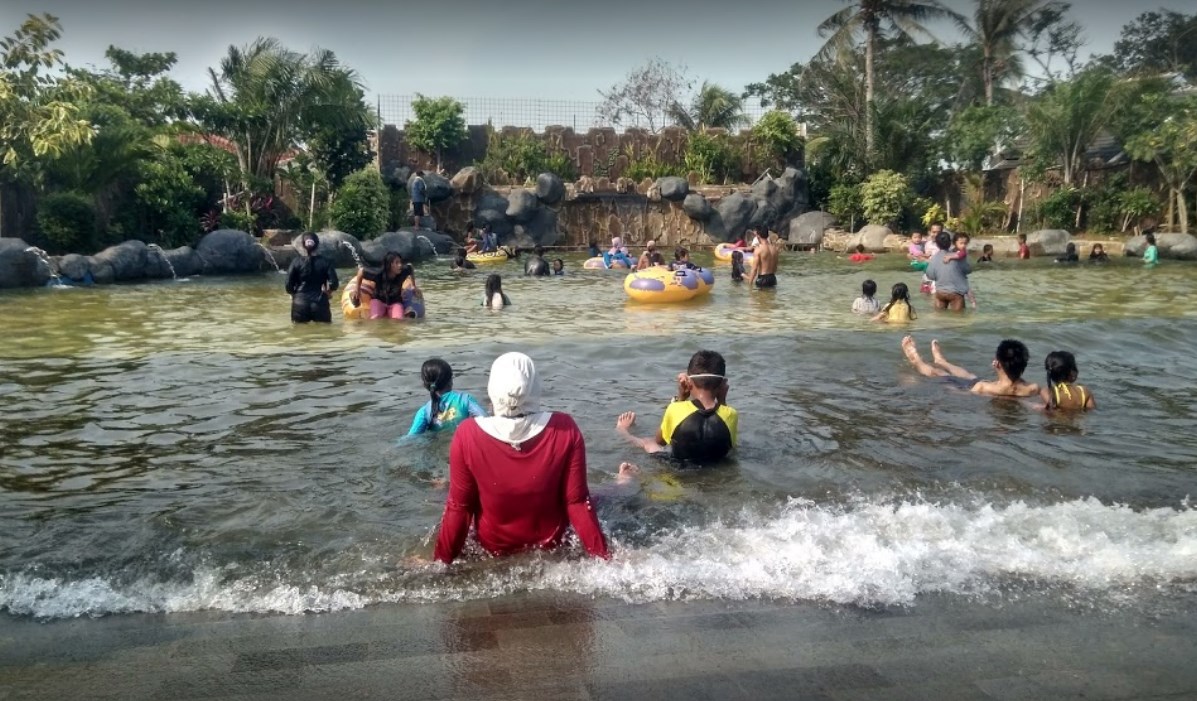 Harga Ticket Kolam Renang Megati Waterpark Pilar Cikarang ...