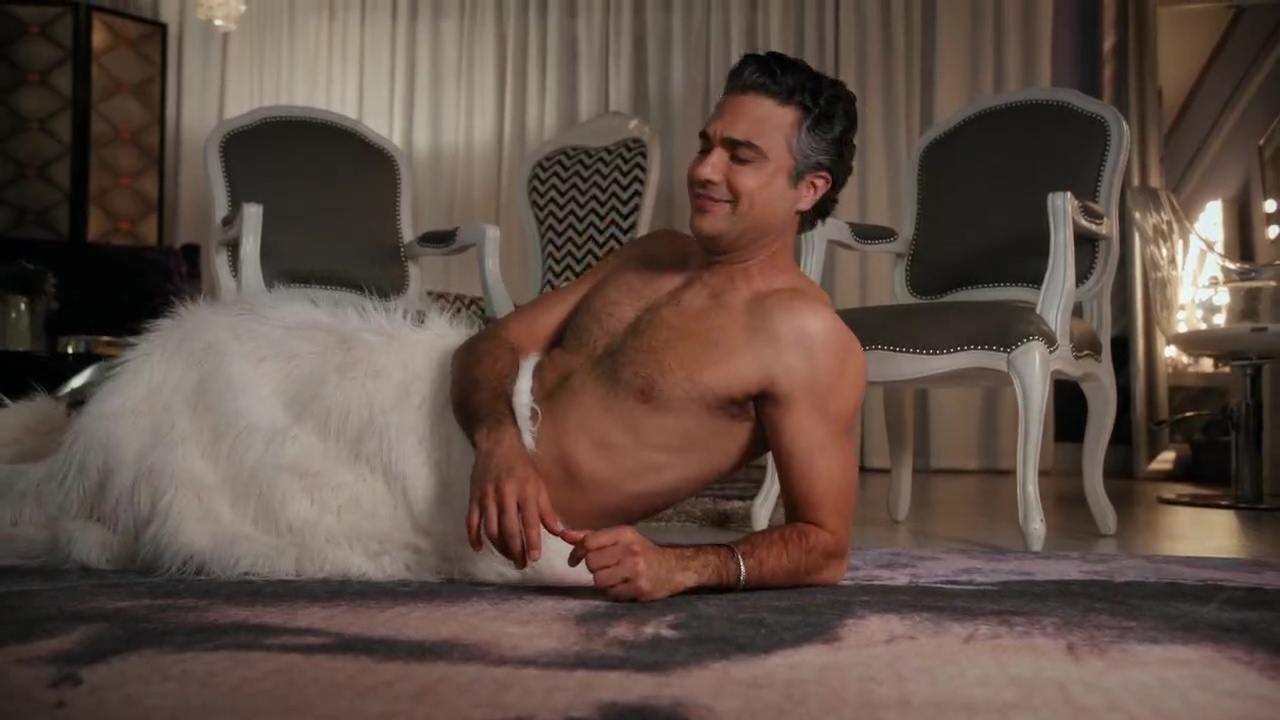 Jaime Camil shirtless in Jane The Virgin 2-19 "Chapter Forty-One"...