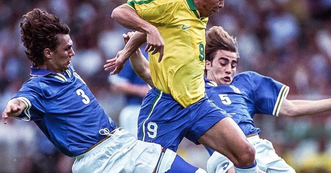 Top 10 best dribblers in football history