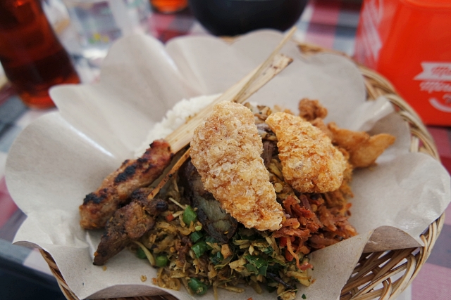 Eat in Bali (non halal): Pondok Be Genyol Bu Agus Family Sading (Seminyak)