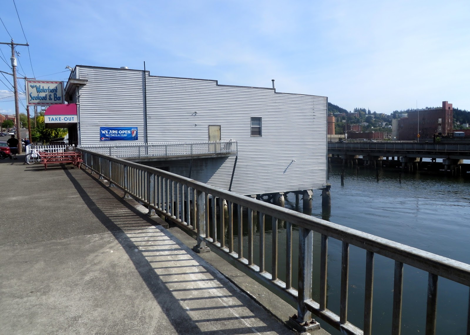Blog 2516 Waterfront Tavern, Bellingham, WA 5/11/2014
