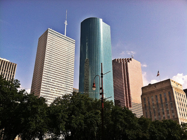 The Theat-ah, The Theat-ah! Houston's Theatre District | Adventures in ...