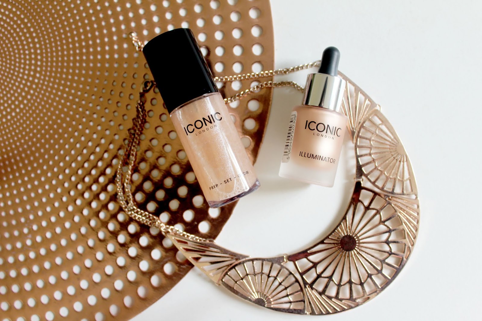 Review ICONIC London Illuminator and PrepSetGlow