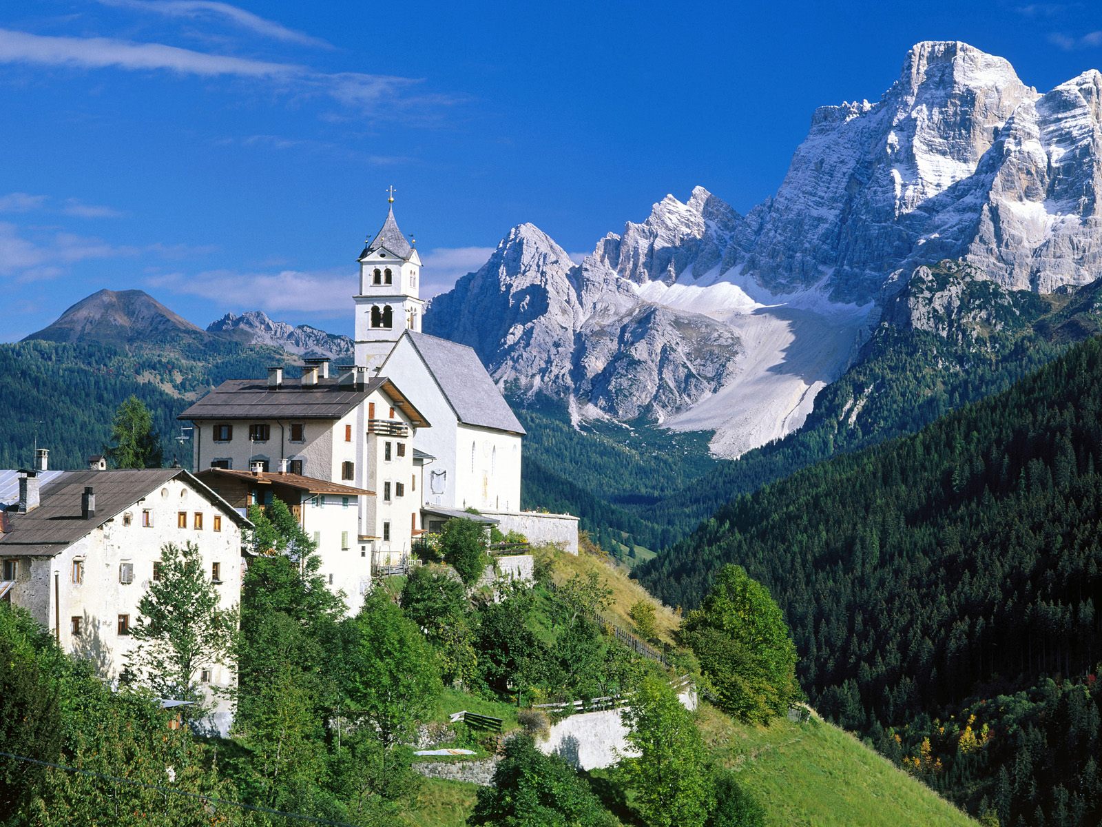 http://1.bp.blogspot.com/-siELheqI2F4/Tcp4shhWUqI/AAAAAAAACYA/I4HCw3O--PA/s1600/The+Dolomites%252C+Alps%252C+Italy.jpg