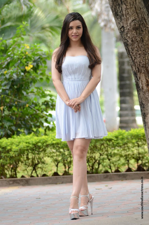 Kyra Dutt at Ego Press Meet