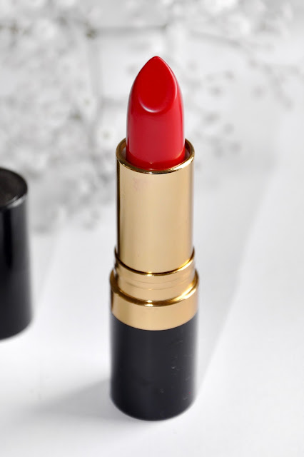 Revlon Love That Red Super Lustrous Lipstick