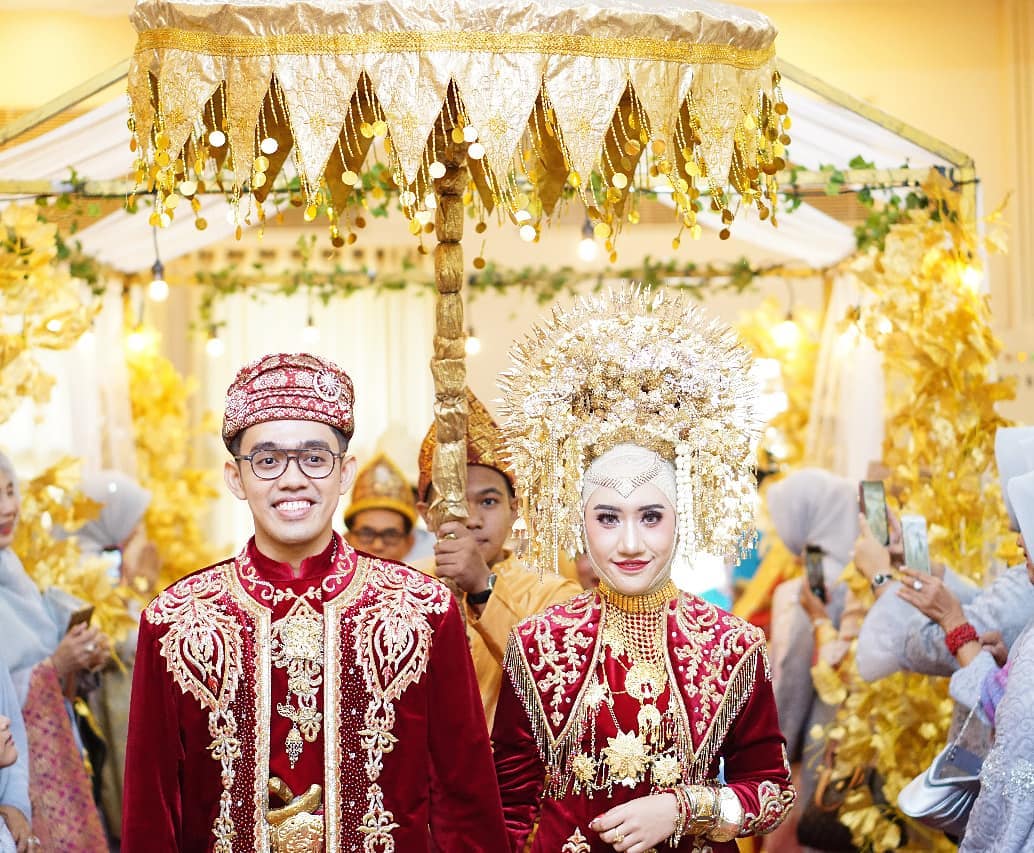 baju adat pernikahan minang unik