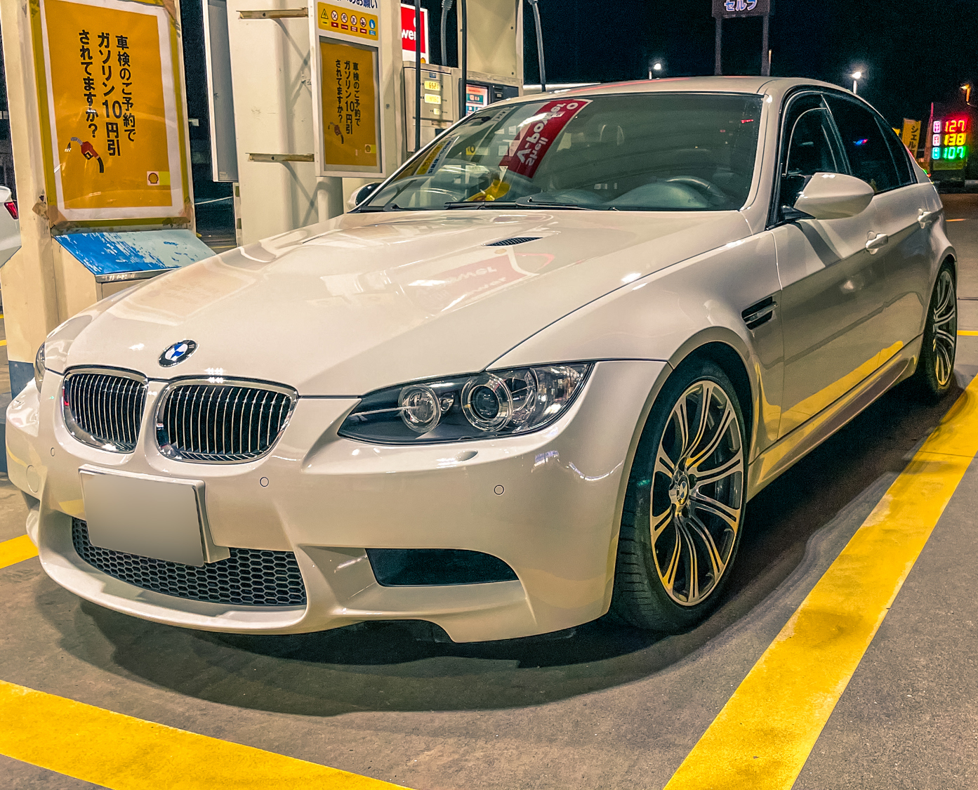 即納送料無料! 新品 純正品 ドアロック フロント右側 右ハンドル用 BMW