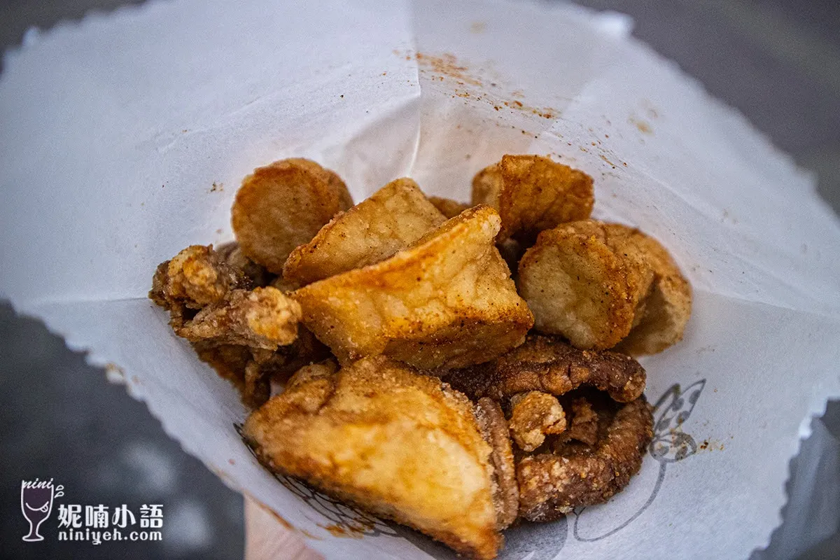 【台中逢甲美食】台中必踩夜衝景點。逢甲夜市排隊小吃