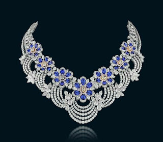 Diamond necklace with gemstone