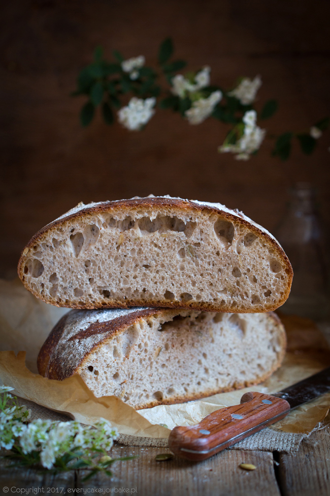 chleb z Vermont pszenny na zakwasie z pestkami dyni