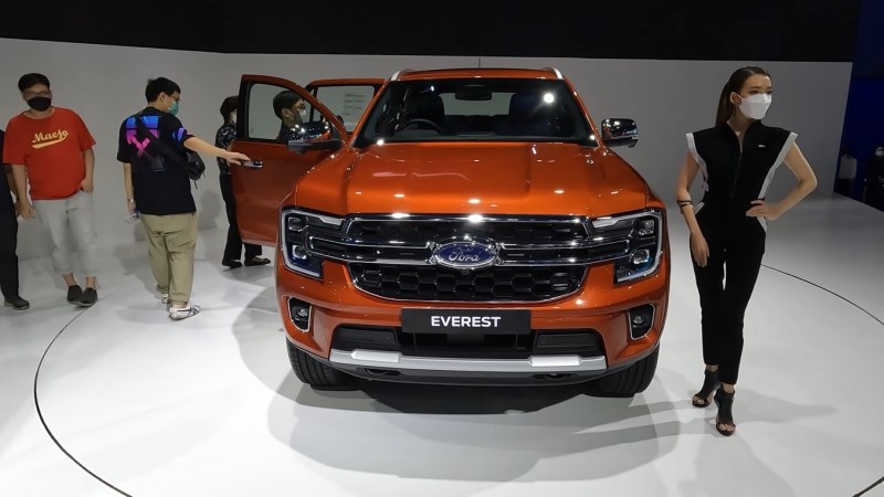 Chốt ngày ra mắt Ford Everest 2022 tại Việt Nam: Nhiều trang bị mới so kè Toyota Fortuner, Hyundai Santa Fe