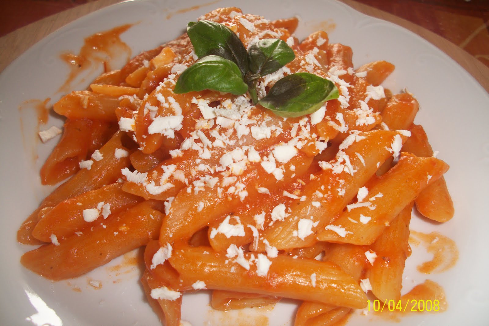 Pasta al sugo semplice con ricotta by catrina - Pagina 1