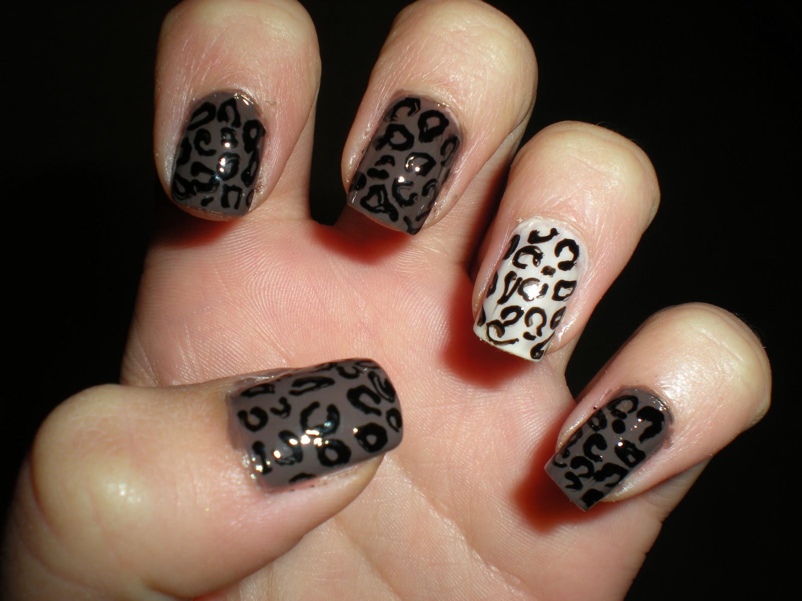 2. Simple Cheetah Print Nails - wide 1