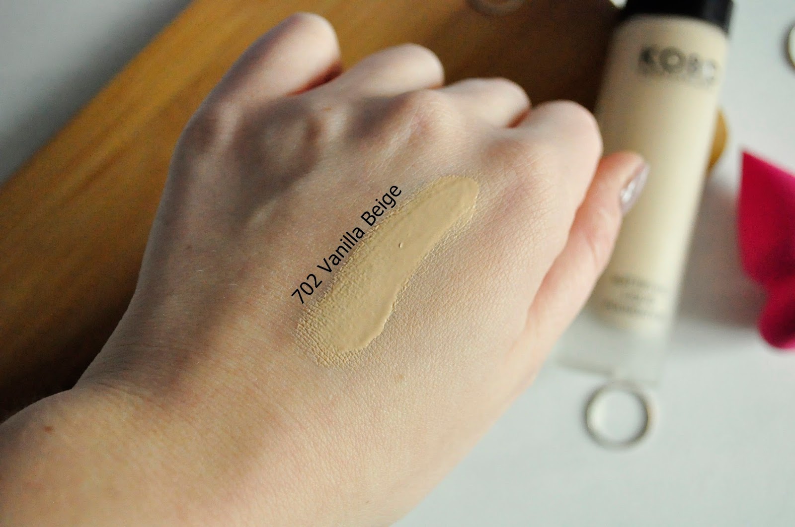 kobo mattifying liquid foundation