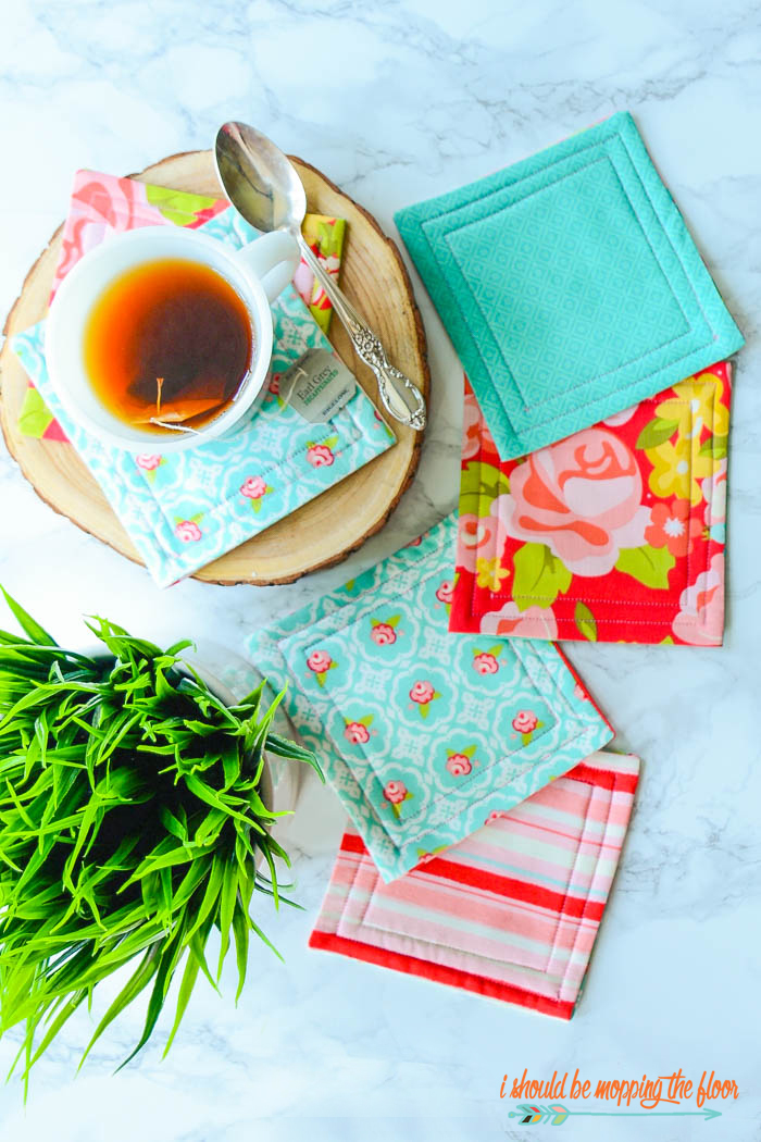 Easy Quilted Coasters | Create this beginning sewing project without any in-depth quilting skills and minimal supplies. These make a perfect gift.