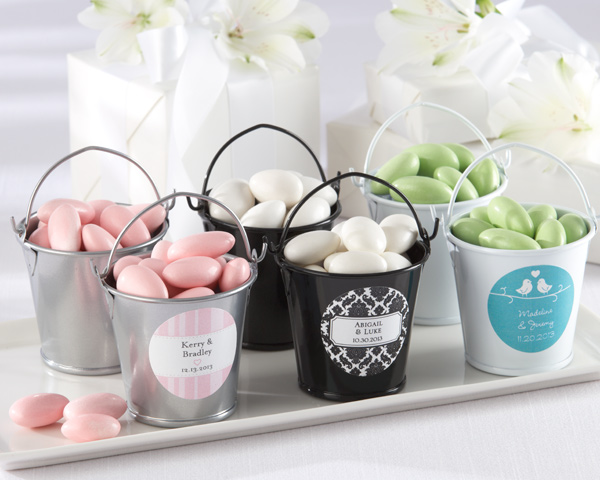 Brideindream Special Wedding Souvenirs Although There Are So Many Options That Available These Days You Should Better Go For The One Suits Theme And Mood Your Wedding