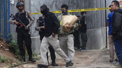 Densus 88 Antiteror Tangkap Pasutri Terduga Teroris di Yogyakarta