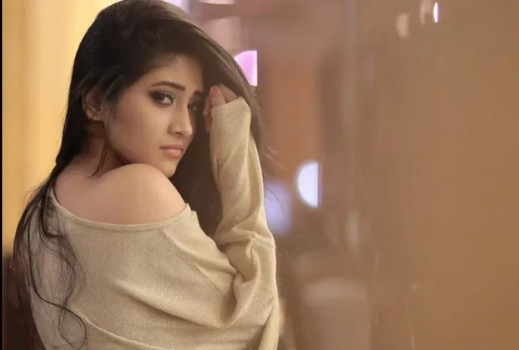 shivangi joshi