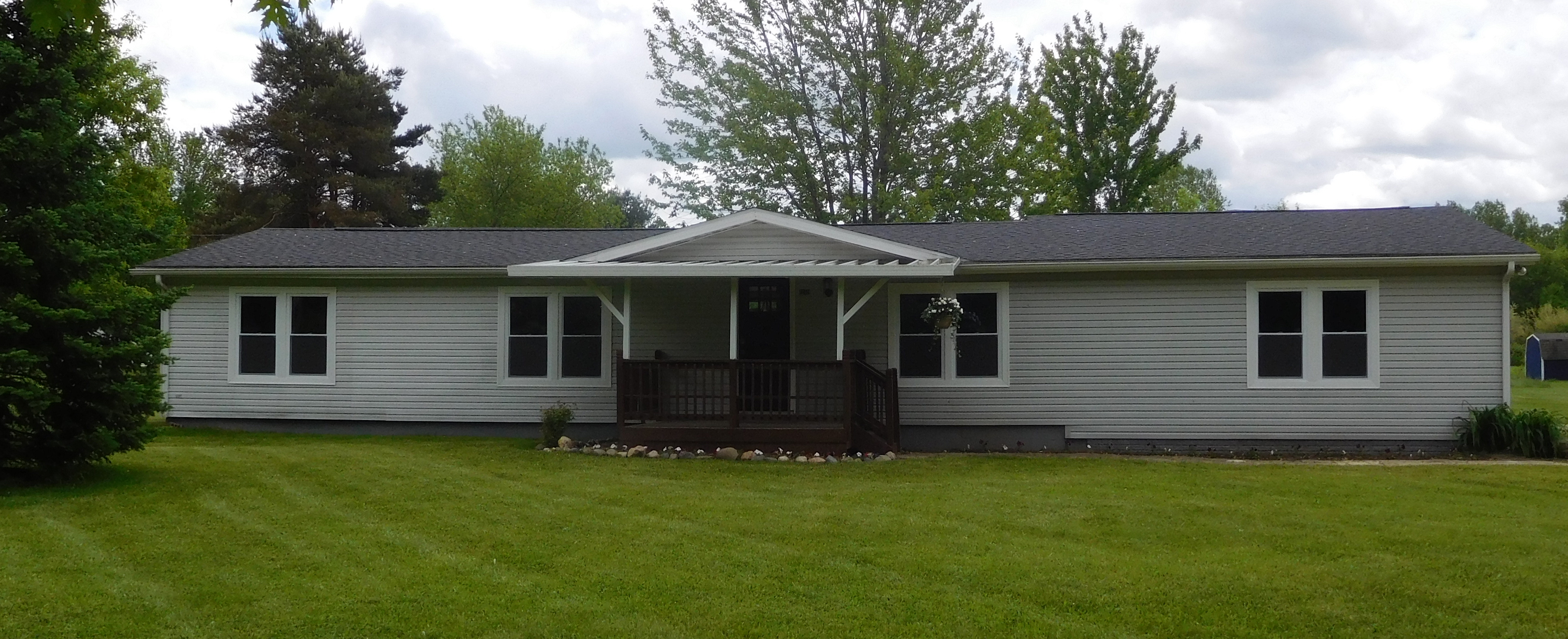 12411 W Bristol Rd Lennon, MI 48449