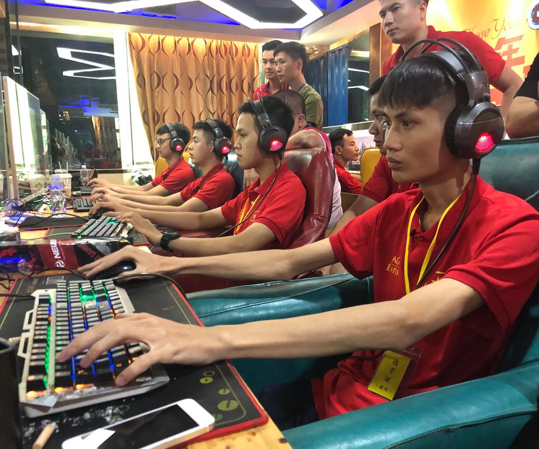 AoE Trung Viêt j2018