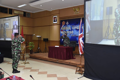 Kerjasama Dengan Kedubes Inggris, Puspen TNI Gelar Media Operations Course Kerjasama Dengan Kedubes Inggris, Puspen TNI Gelar Media Operations Course
