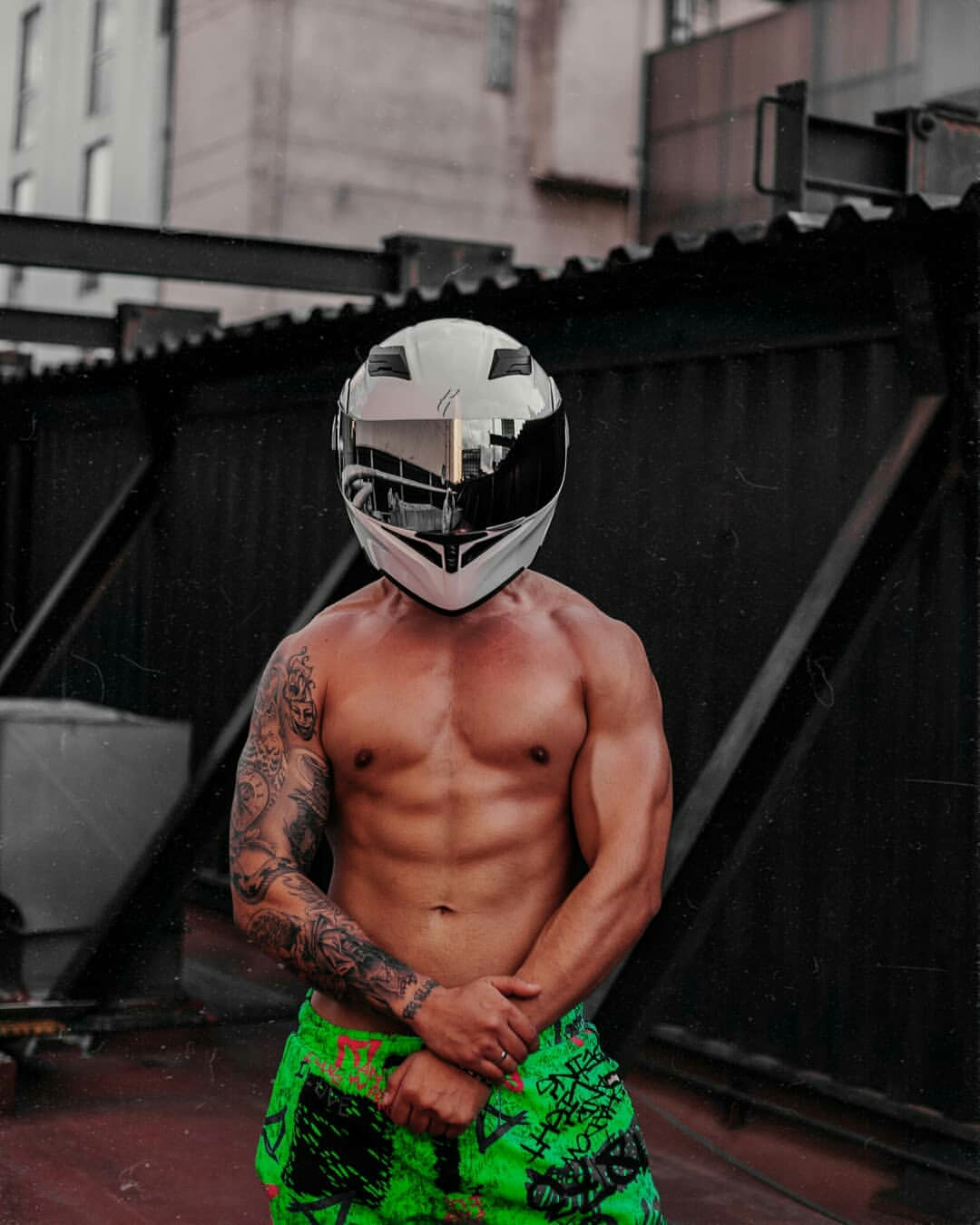 Juan Bernardo Flores