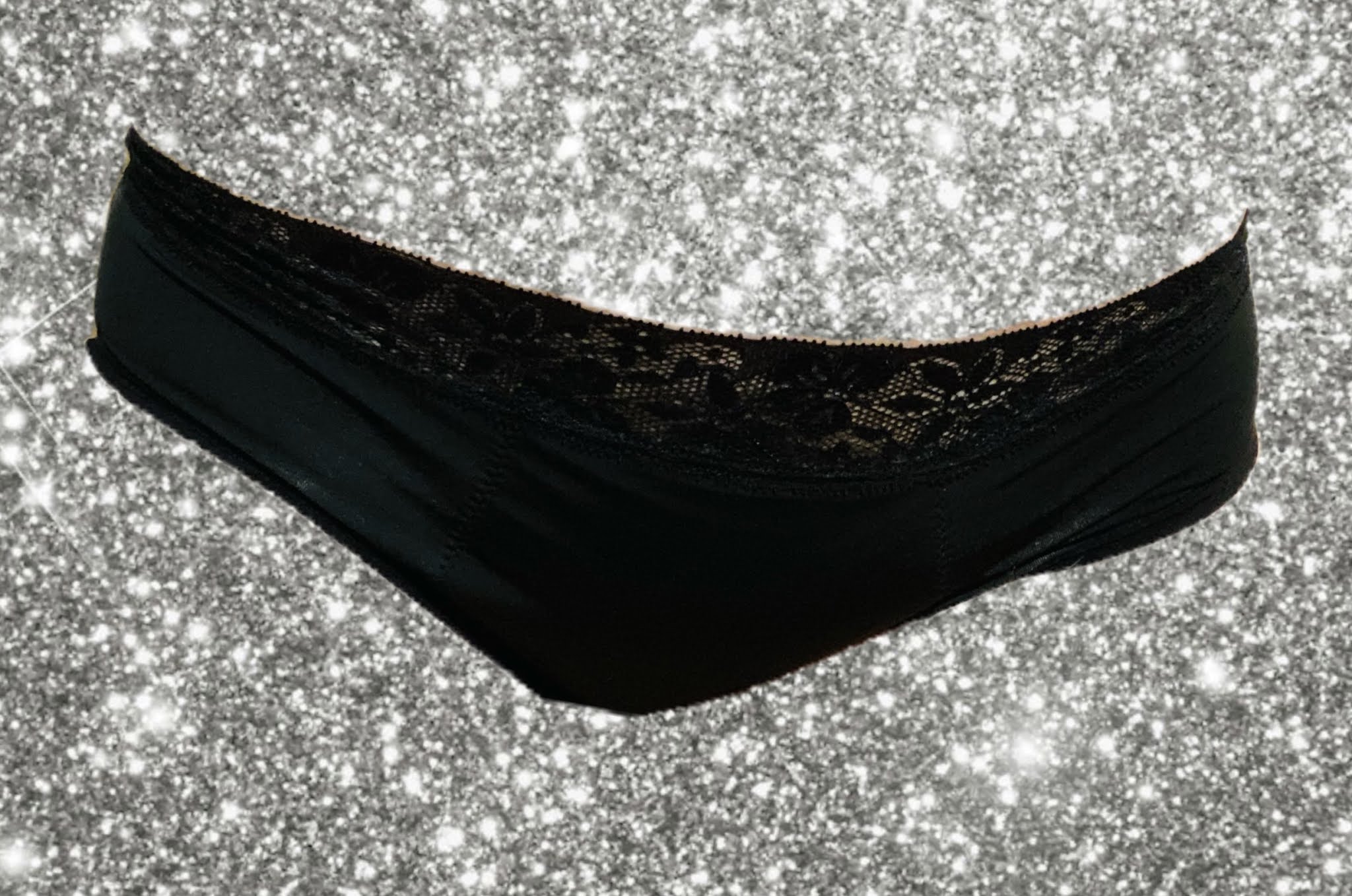 What Are The Best Low Cost Period Pants? Counting To Ten