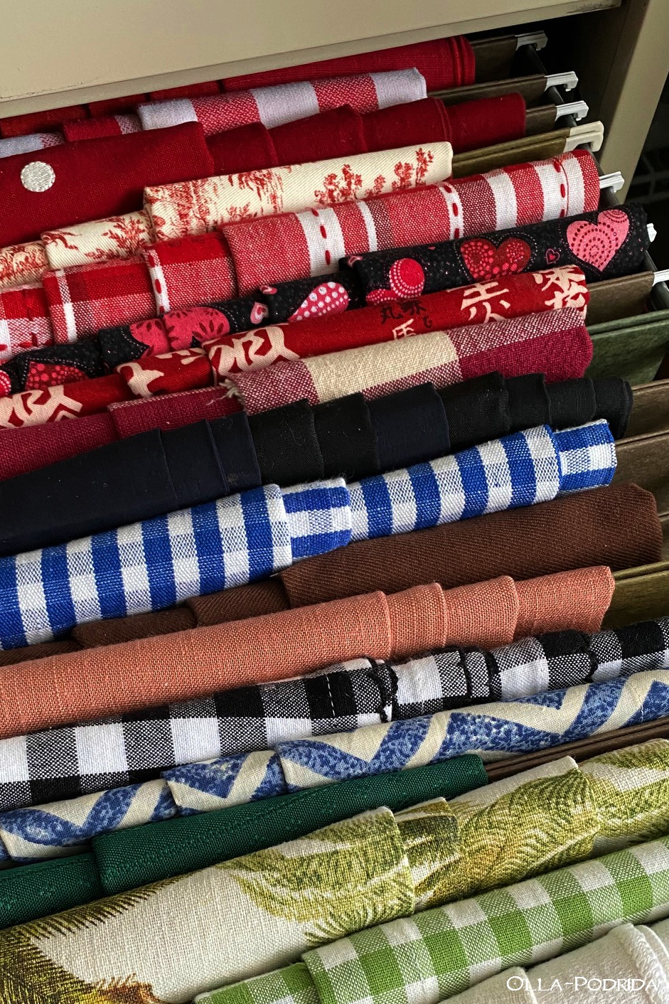 OllaPodrida Organizing Cloth Napkins