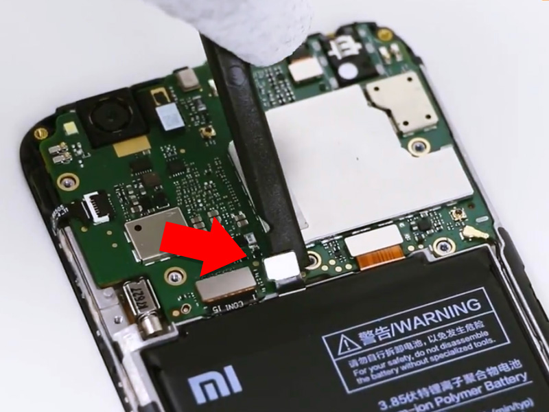 Cara Membuka Casing Belakang dan Mengganti Baterai Xiaomi