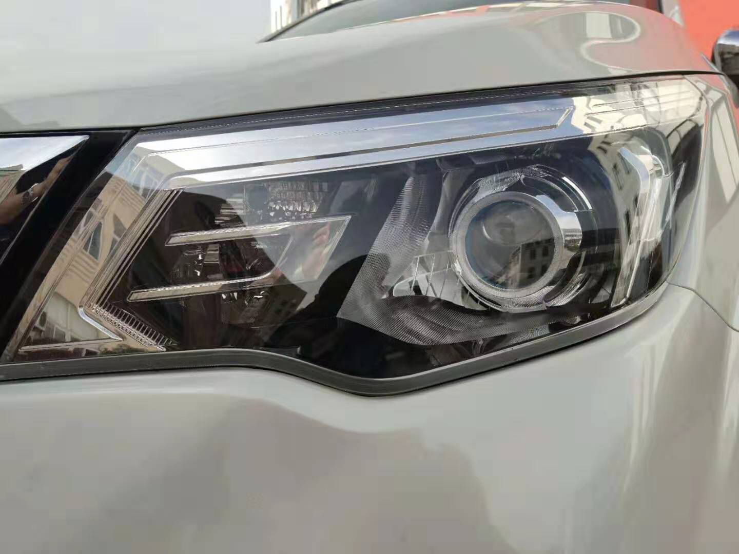 What is laser headlight?