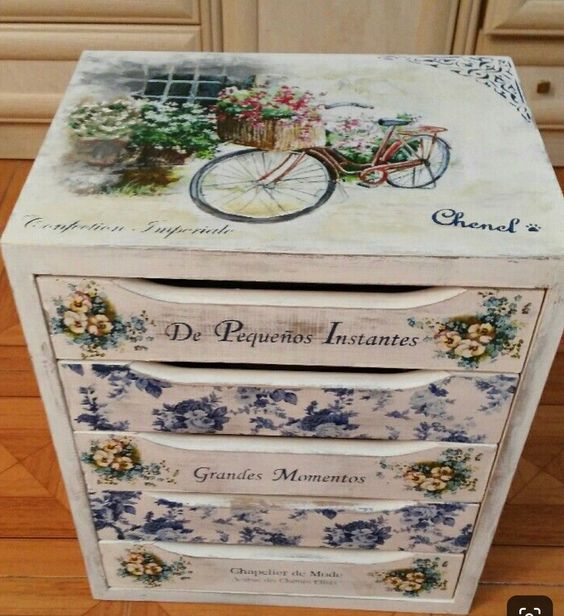 10 Muebles de madera decorados con la técnica de decoupage cositasconmesh
