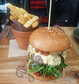 The Scented Garden Cafe, Croydon, beef burger