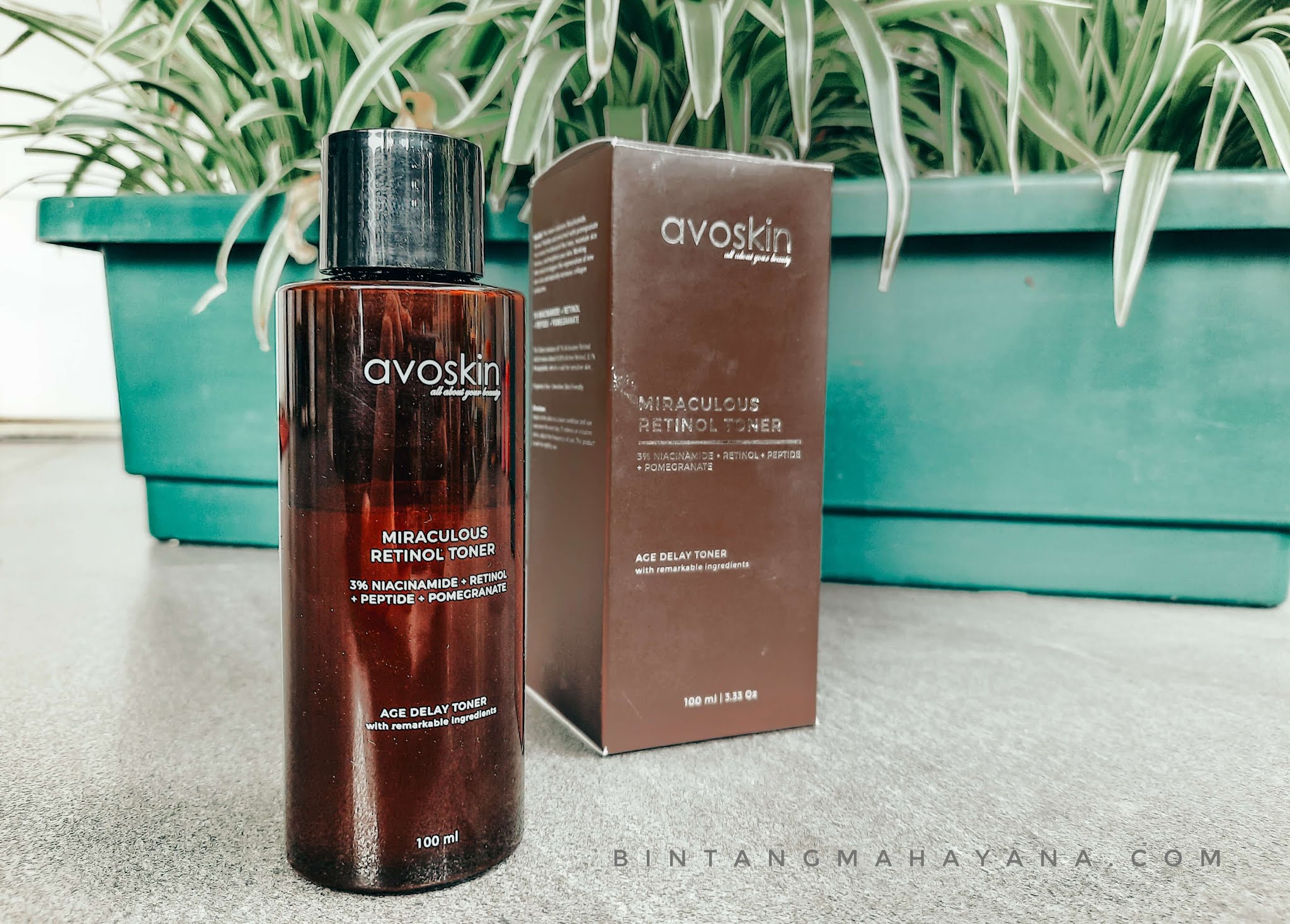 REVIEW Avoskin Miraculous Retinol Toner + Tips Skincare Layering