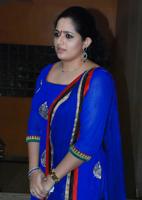 Beauty Galore HD : Kavya Madhavan Beautiful In Blue Dress