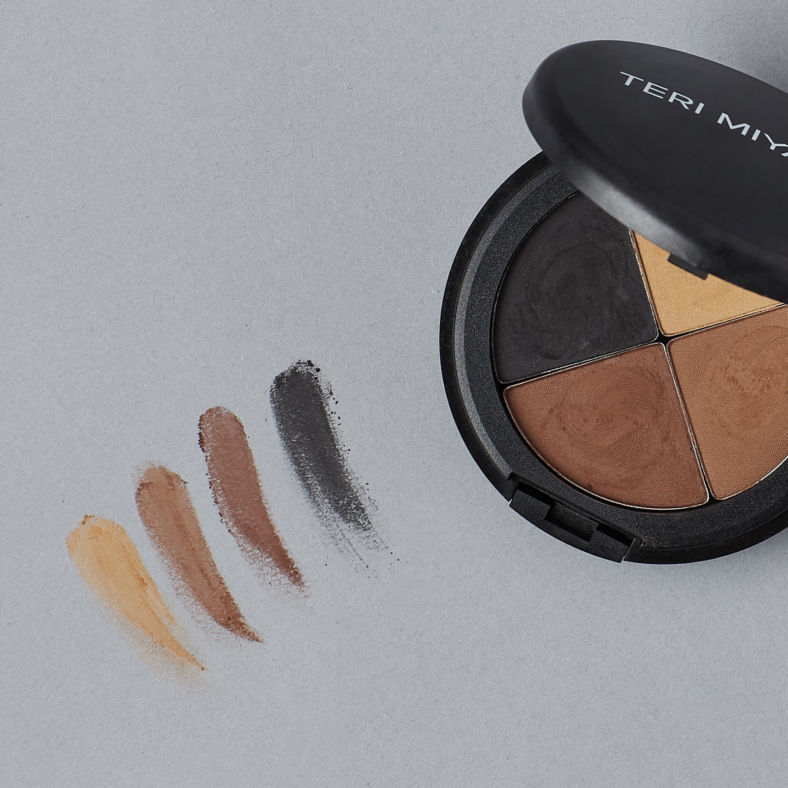 Teri Miyahira Expression Eye & Brow Pallete Teri Miyahira Expression Eye & Brow Pallete Review swatches natural makeup organic beauty green nontoxic hellolindasau