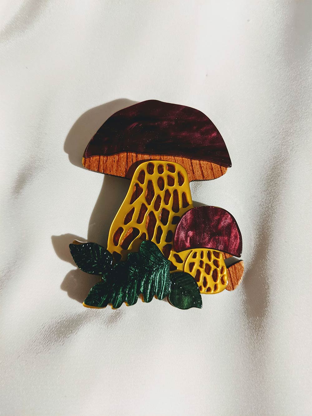 broche pour style vintage pinup en forme de champignon