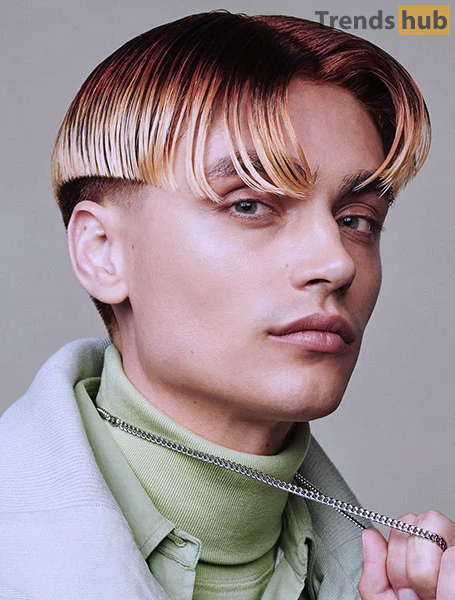 10 COOLEST CURTAIN HAIRCUTS FOR MEN