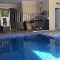 Villa Barat Kota Batu Kolam Renang 3 Kamar Dekat Wisata http://www.bookingvillabatumalang.com/2019/11/villa-barat-kota-batu-kolam-renang-3.html